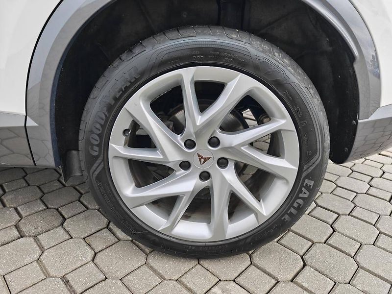 Cupra Formentor 6MP 1,5 TSI - fotka 22 z 24