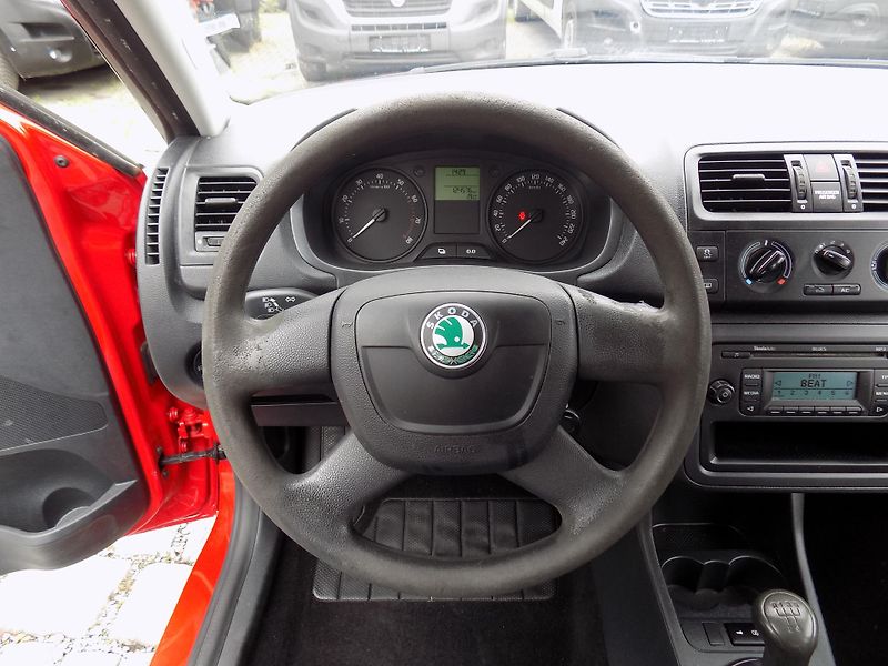Škoda Roomster 1,2 TSI 63 KW ACTIVE, KLIMA - fotka 36 z 56