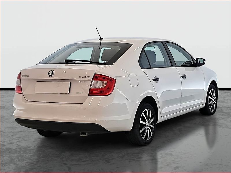 Škoda Rapid (2015) Ambition 1.2 TSI - fotka 5 z 15