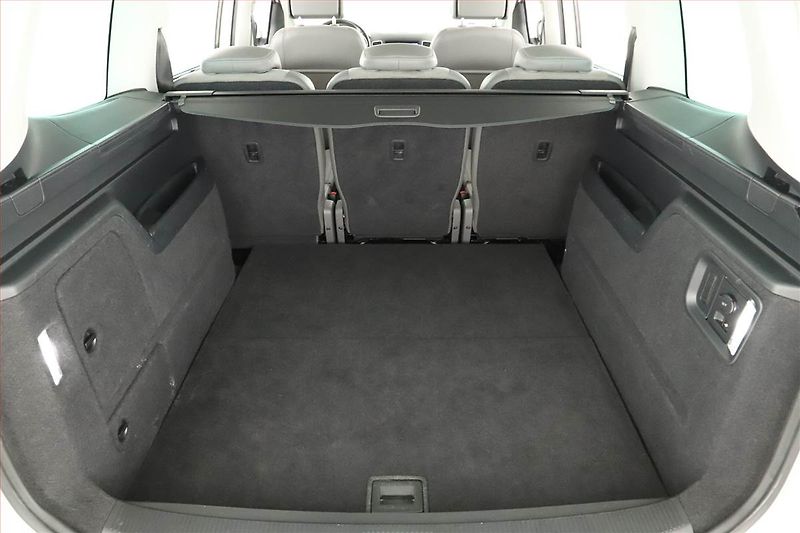 Volkswagen Sharan (2015) 2.0 TDI, Automat, Kůže - fotka 13 z 15