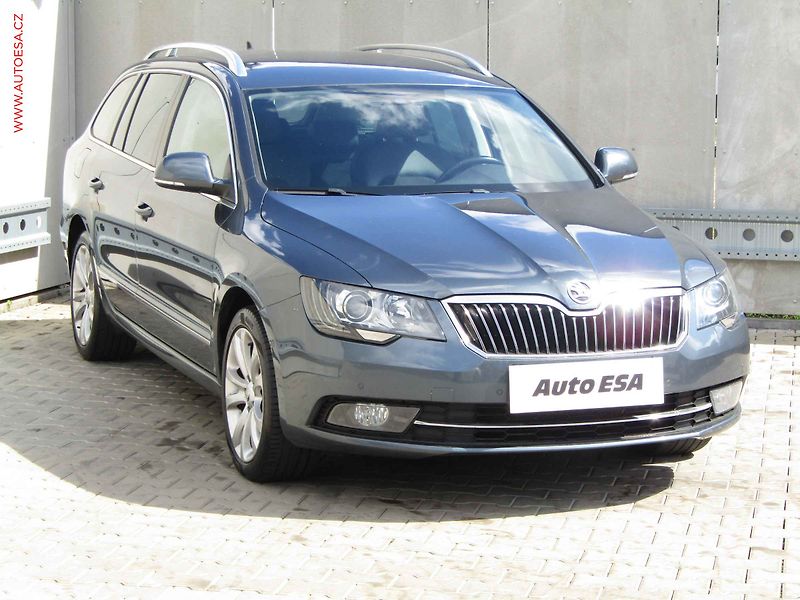 Škoda Superb (2014) 2.0 TDi, ČR, Elegance, DSG - fotografie inzerátu