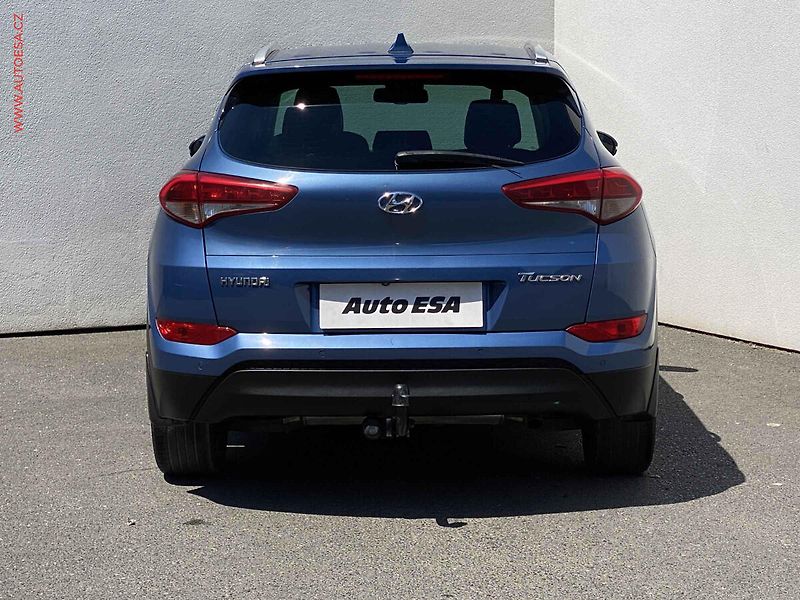 Hyundai Tucson (2016) 1.7 CRDi, ČR, Navi, kamera - fotka 5 z 19