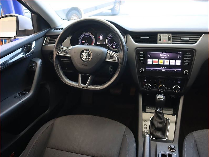 Škoda Octavia (2019) 1.6 TDI, Automat, Serv.kniha - fotka 7 z 20