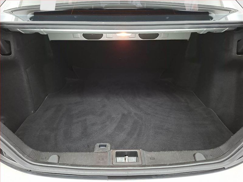 Mercedes-Benz Třídy C (2004) C 220 CDI , Automat - fotka 14 z 17