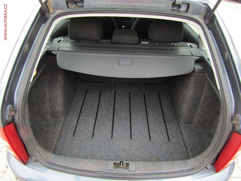 Škoda Fabia (2005) 1.2 HTP, ČR - fotka 7 z 15