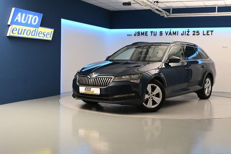 Škoda Superb (2022) 2.0 DSG LED ACC Virtual Tažné - fotka 2 z 37