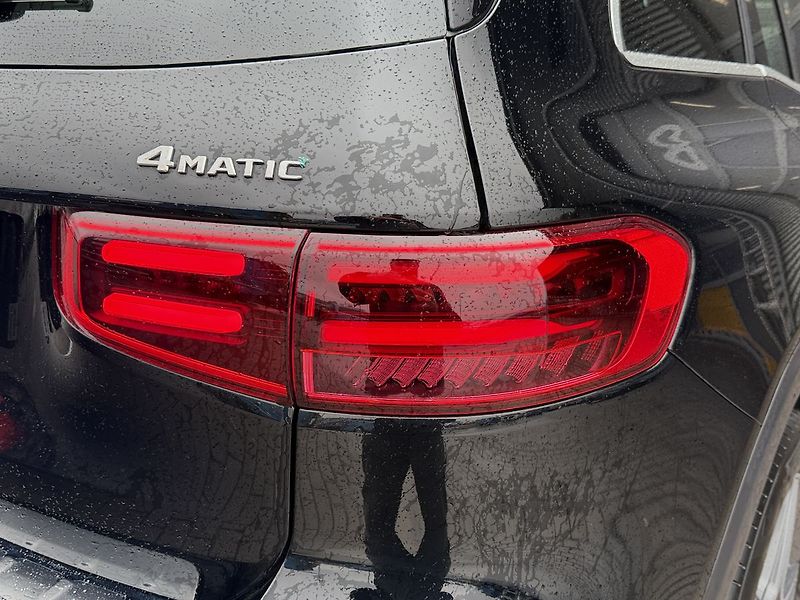 Mercedes-Benz GLB 200d 4MATIC - fotka 13 z 34