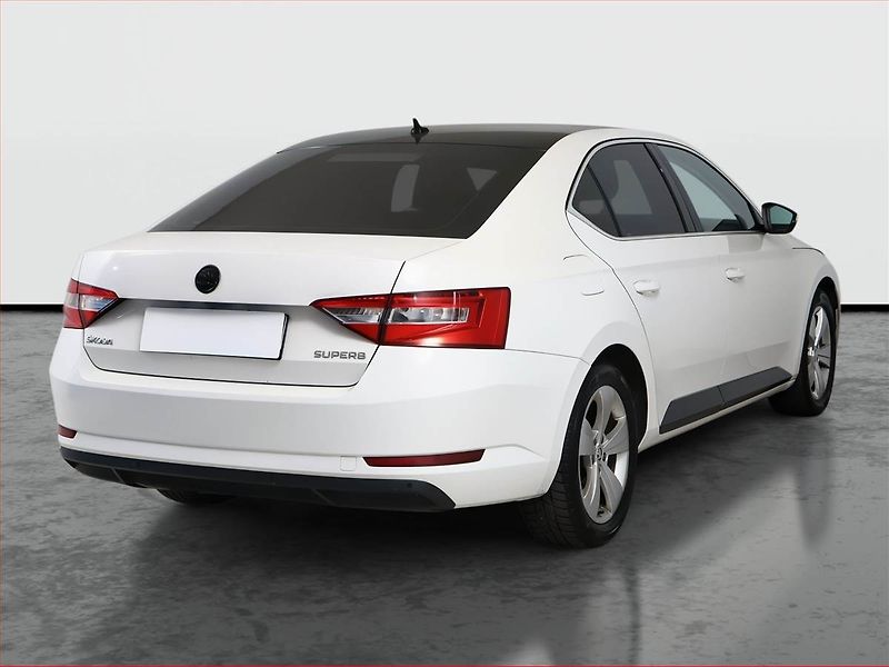 Škoda Superb (2018) Ambition 2.0 TDI, Bi-Xenony - fotka 5 z 13