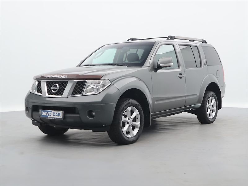 Nissan Pathfinder 2,5 dCi 126kW Automat 4WD CZ - fotka 3 z 31