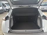 Peugeot 2008 (2026) STYLE 1.2 PurTech 100 k manuál - náhled 8