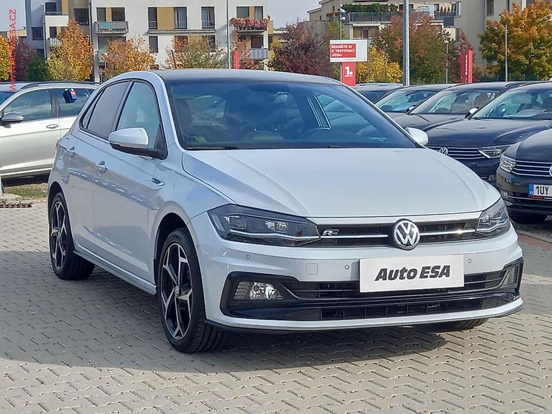 Volkswagen Polo (2019) 1.5 TSi, R-Line, DSG, panor - fotografie inzerátu