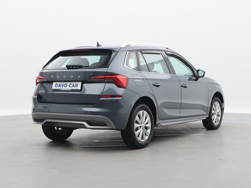 Škoda Kamiq 1,5 TSI 110kW Style DSG CZ 1.m - fotka 7 z 28