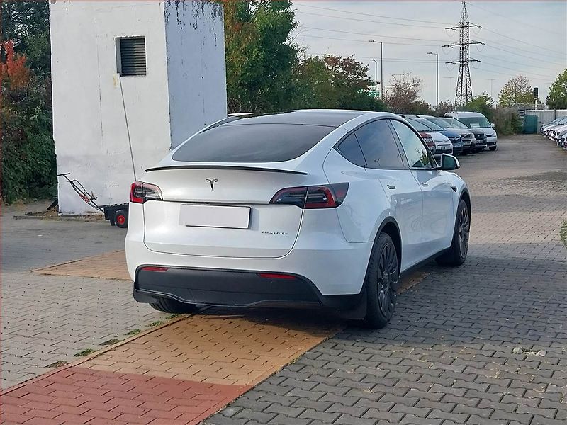 Tesla Model Y (2023) Long Range AWD 79kWh, SoH 92% - fotka 5 z 18