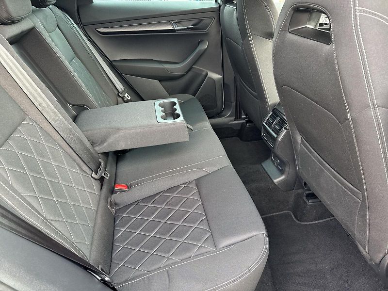 Škoda Karoq (2025) 2.0 TDI 4x4 DSG Sportline - fotka 10 z 36