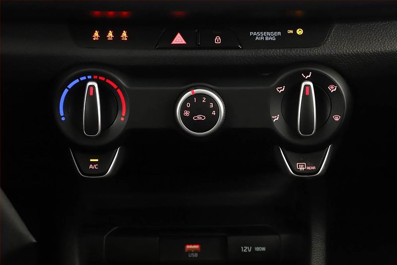 Kia Rio (2023) 1.2 DPI, ČR,1.maj - fotka 11 z 14
