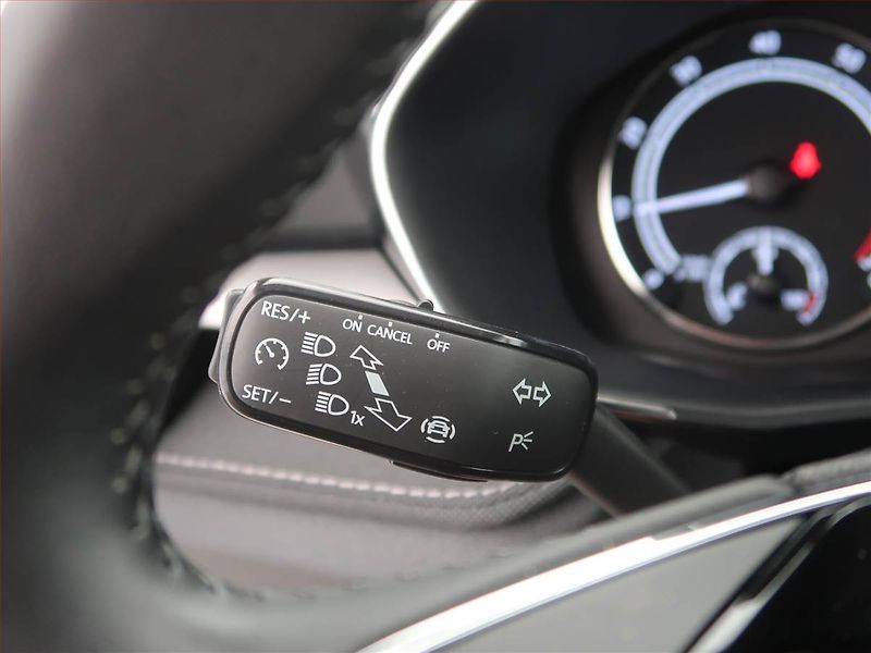 Škoda Fabia (2022) Style 1.0 TSI, Serv.kniha - fotka 18 z 18