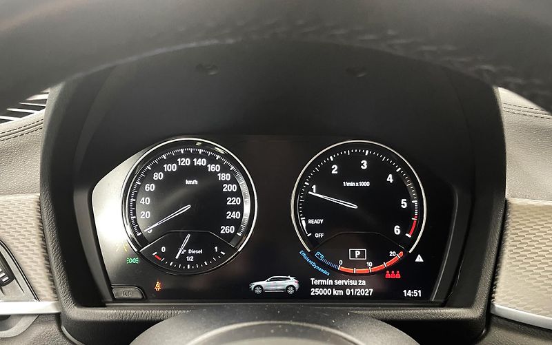 BMW X2 20d,XDRIVE,MPaket,HeadUp,1.Maj - fotka 16 z 37