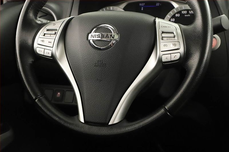 Nissan Navara (2021) 2.3 dCi - fotka 8 z 24