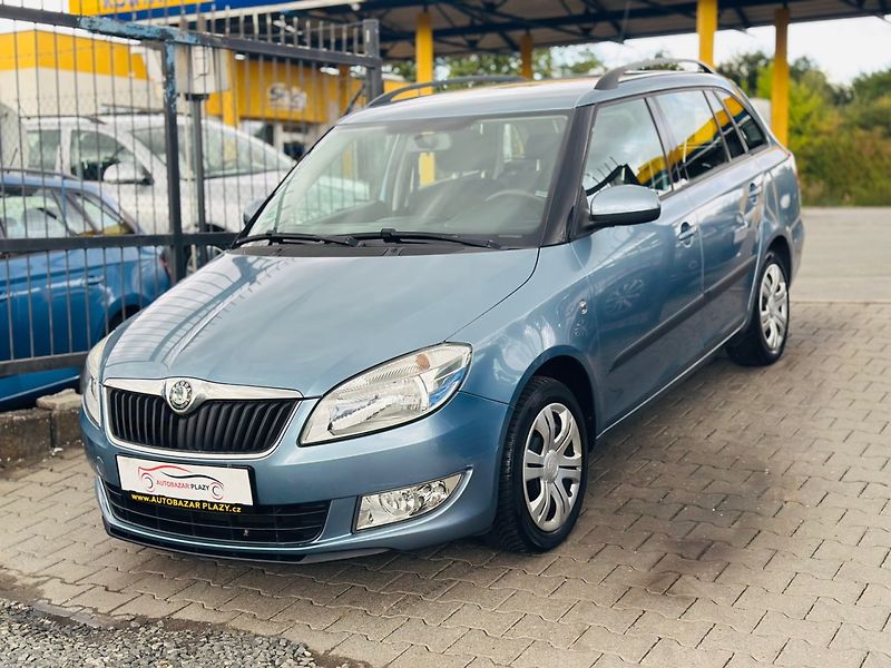 Škoda Fabia (2010) 1.2TSi 73500KM - fotka 3 z 14