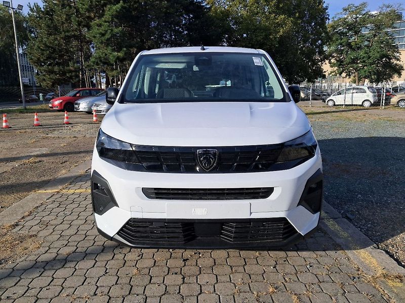 Peugeot Rifter ALLURE BlueHDi 100 S&S MAN - fotka 2 z 10