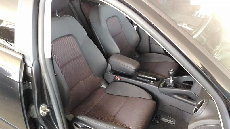 Audi A3 (2006) 2,0FSI,110KW,ALU,AUT.KLIMA - fotka 11 z 27