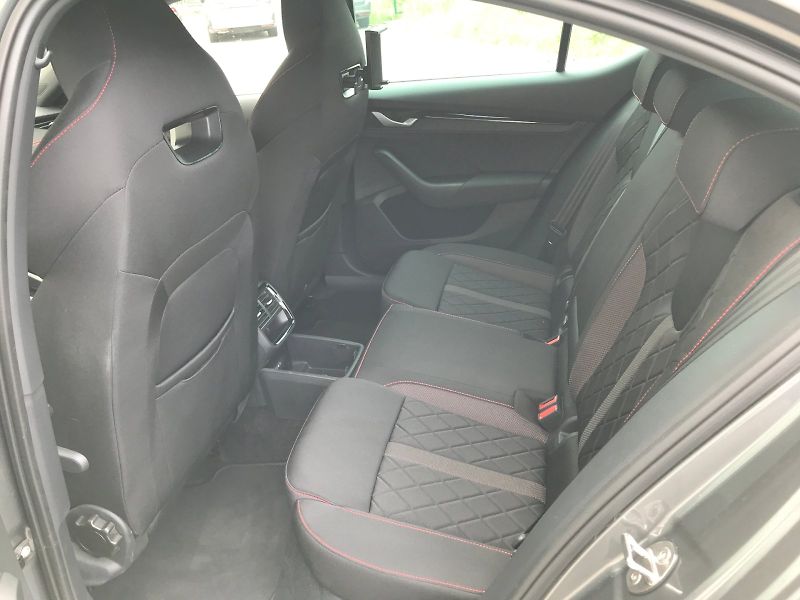 Škoda Octavia (2025) RS TS195/2.0A7F - fotka 11 z 25