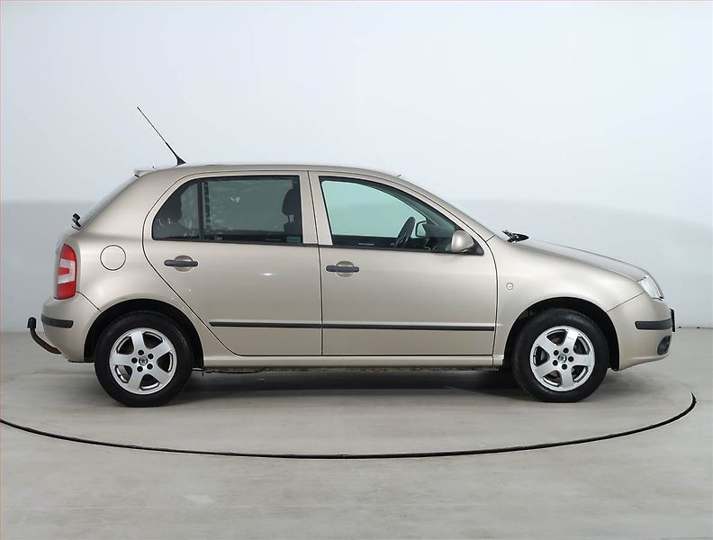 Škoda Yeti (2015) Ambition Plus 2.0 TDI - fotka 6 z 18