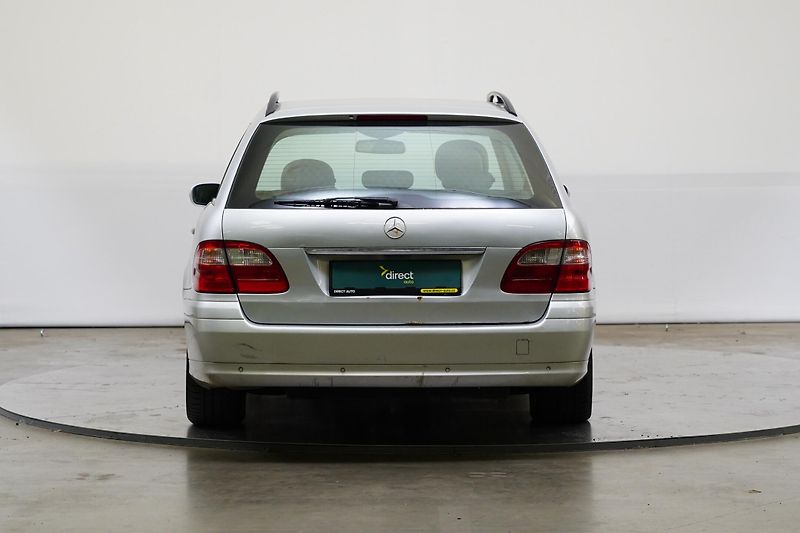 Mercedes-Benz Třídy E - fotka 6 z 24