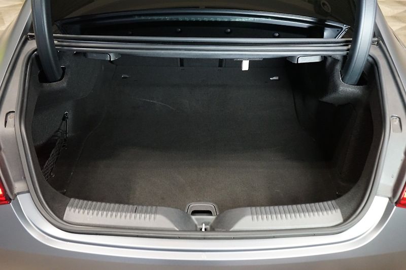 Mercedes-Benz CLS (2019) MANUFAKTUR*HUD*VZDUCH*360 - fotka 18 z 38