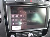 Volkswagen Touareg 3,0 TDI, DSG,servis,el.tažné - náhled 17