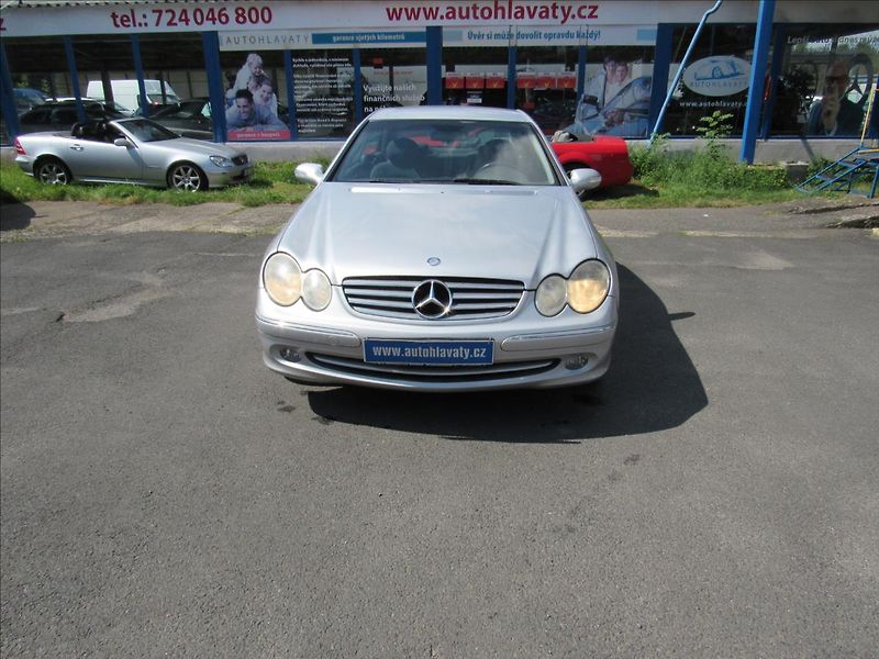 Mercedes-Benz CLK 2,7 270 CDI Elegance - fotka 2 z 27