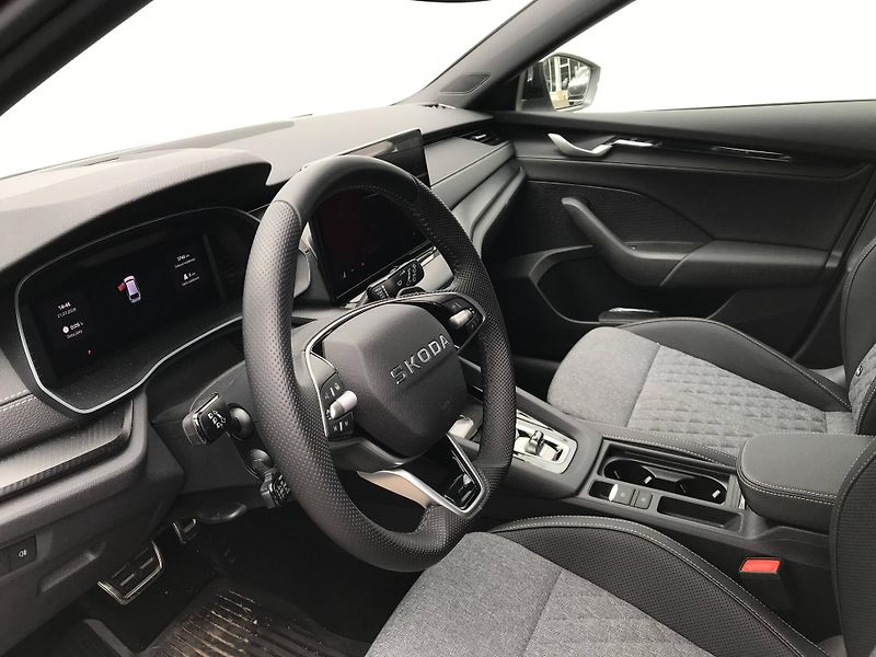 Škoda Octavia (2026) Combi Sportline 7DSG  1,5TSI - fotka 17 z 21