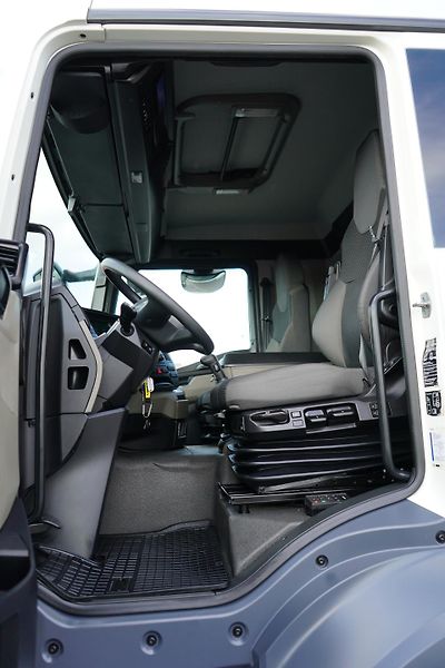 MAN TGS (2022) 26.360 / ACC / EURO 6 / CHŁODN - fotka 7 z 43