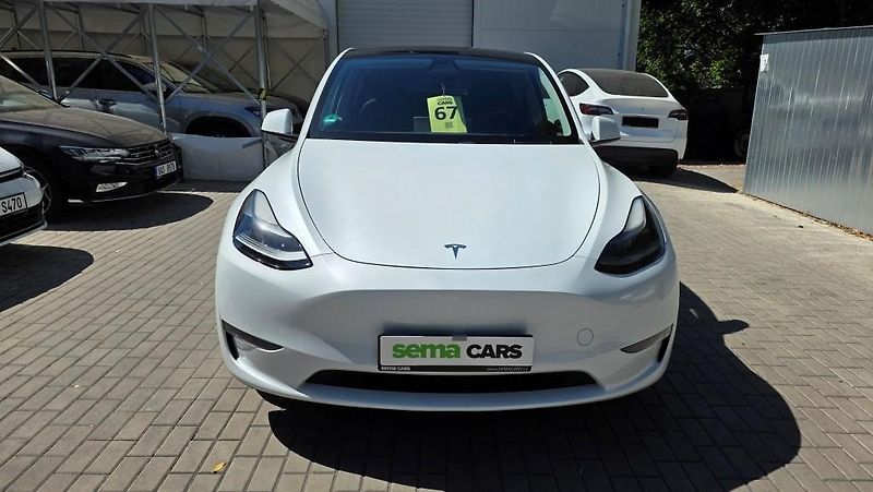 Tesla Model Y (2023) Long Range AWD DE SoH 92,4% - fotka 3 z 41