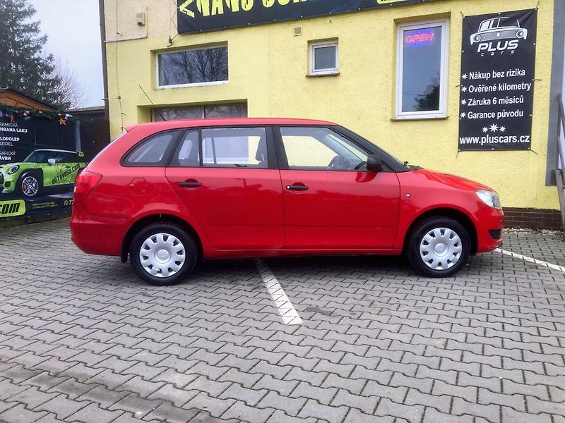 Škoda Fabia Combi 1,2 HTP(44kW) - fotka 5 z 6