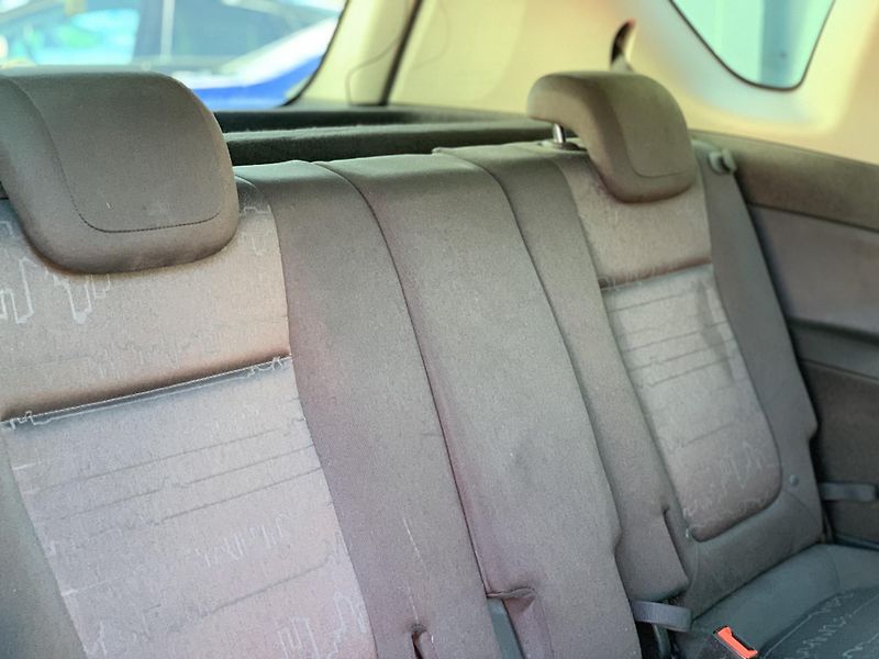 Opel Meriva 1.4i LPG ALU KLIMA TEMPOMAT - fotka 27 z 41