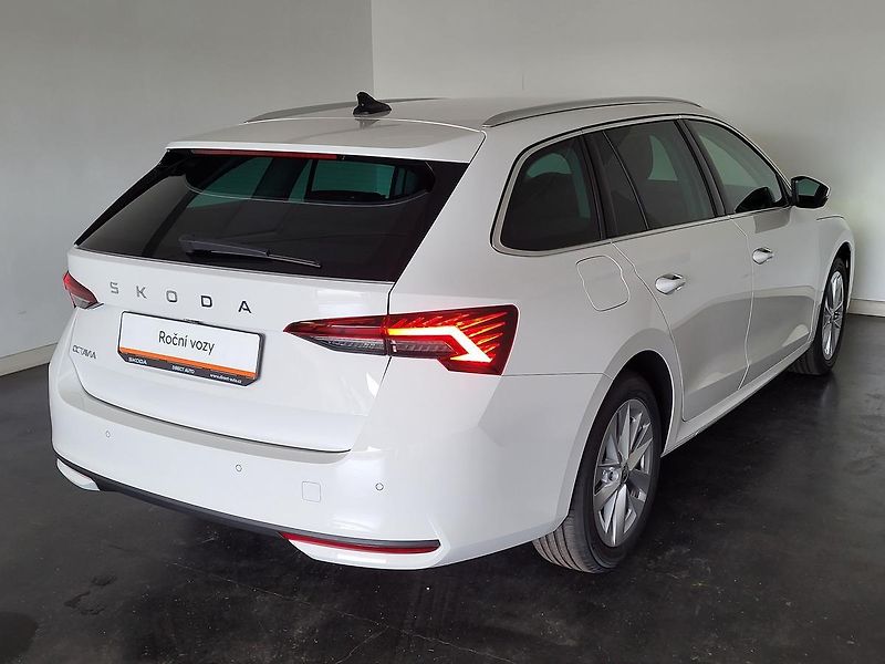 Škoda Octavia - fotka 2 z 30