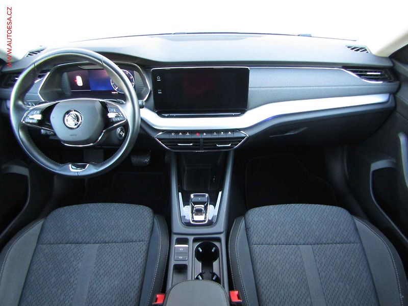 Škoda Octavia (2021) 2.0 TDi, 2.maj,ČR, Style - fotka 8 z 23