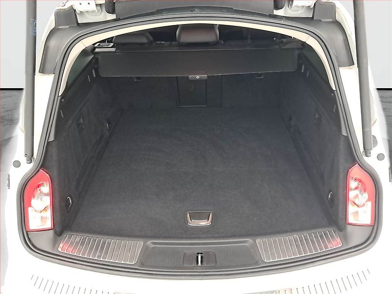 Opel Insignia (2015) Cosmo 2.0 CDTI, Serv.kniha - fotka 13 z 18