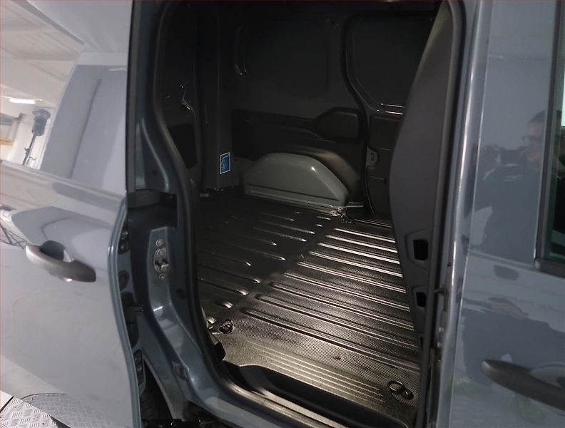 Nissan Townstar (2022) N-Connecta 1.3 DIG-T, ČR - fotka 13 z 17