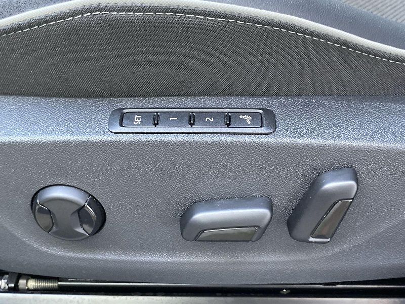Škoda Enyaq (2025) 85 Sportline - fotka 29 z 38