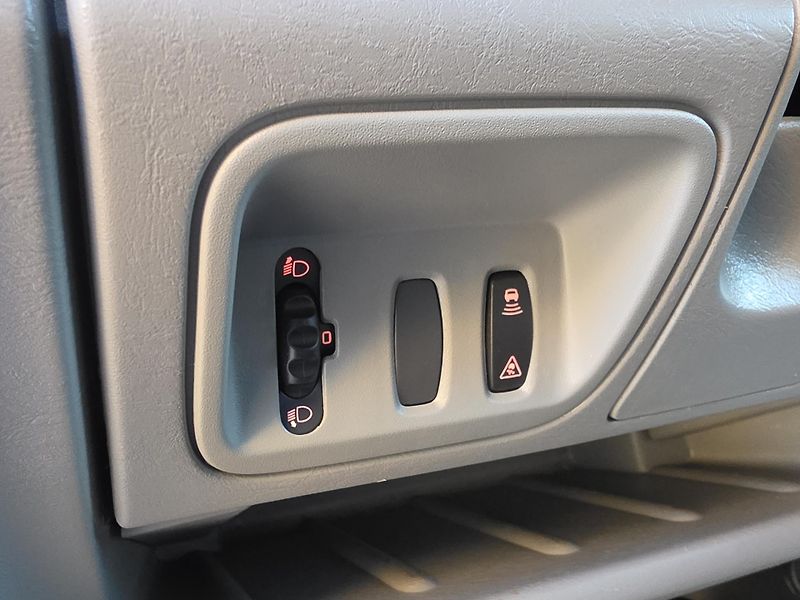 Renault Trafic 2.0dCi 84kW 9-MÍST*AC*TAŽNÉ* - fotka 14 z 42