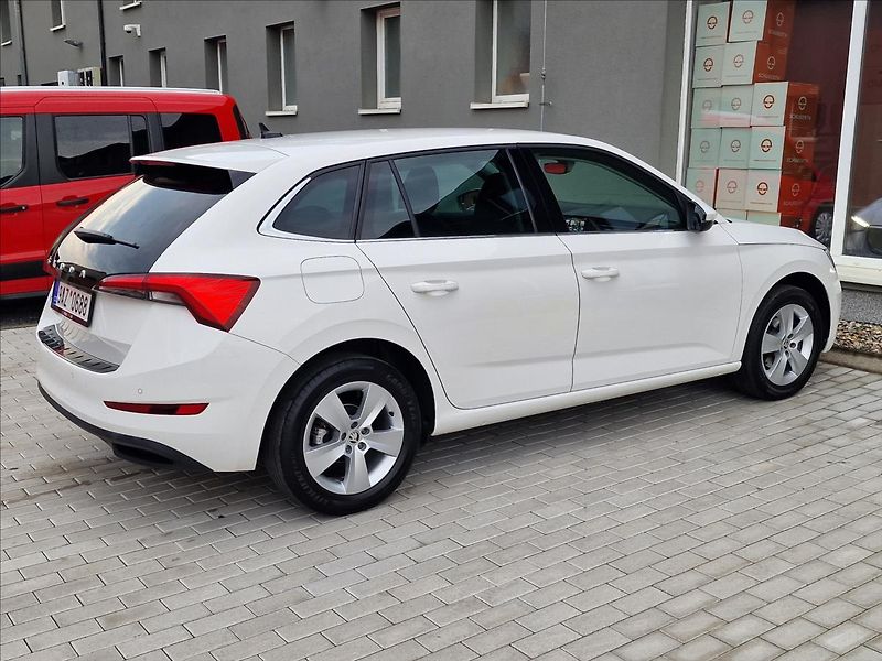 Škoda Scala 1.0 TSI 81kW Style, ČR,1.Maj. - fotka 11 z 50