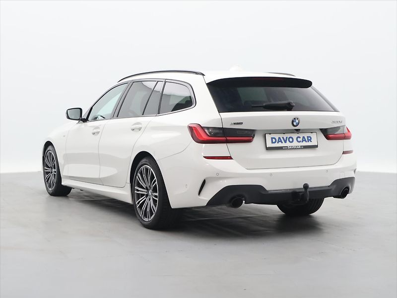 BMW Řada 3 2,0 320d 140kW xDrive M Paket - fotka 5 z 38
