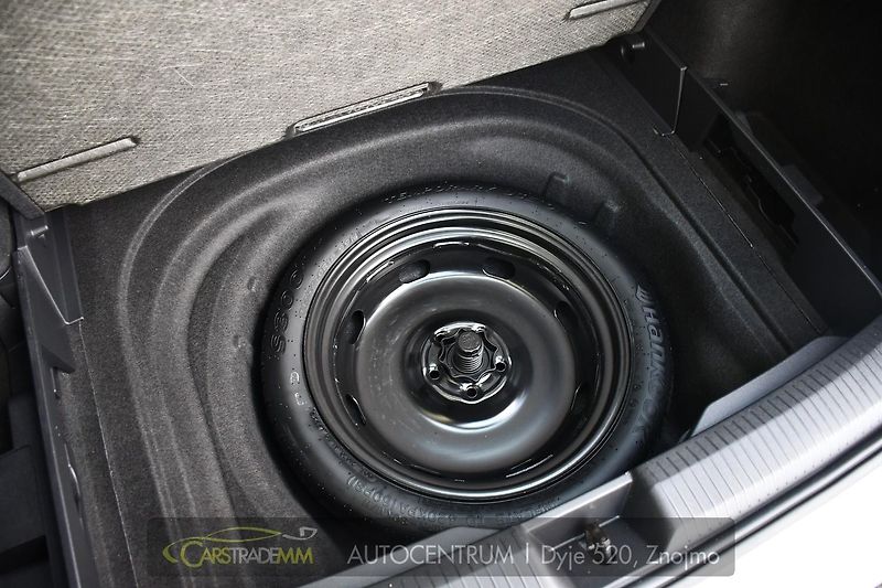 Volkswagen Golf 2.0TDi LED ACC 1M ČR  - fotka 47 z 52