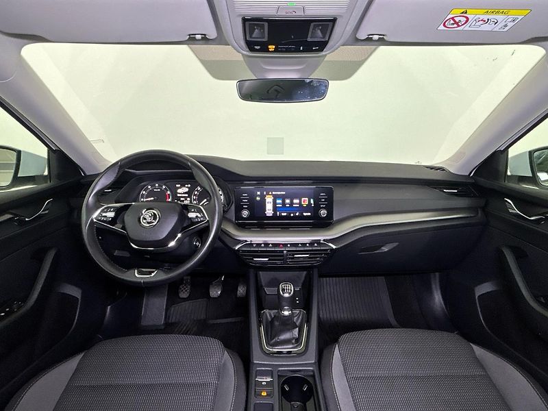 Škoda Octavia Ambition - fotka 5 z 28
