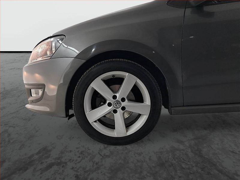 Volkswagen Polo (2009) 1.2 12V, Tempomat - fotka 14 z 19