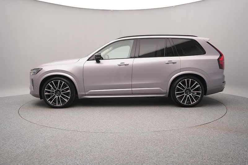Volvo XC90 (2026) B5 AWD AUT DARK ULTRA 7 míst - fotka 10 z 25