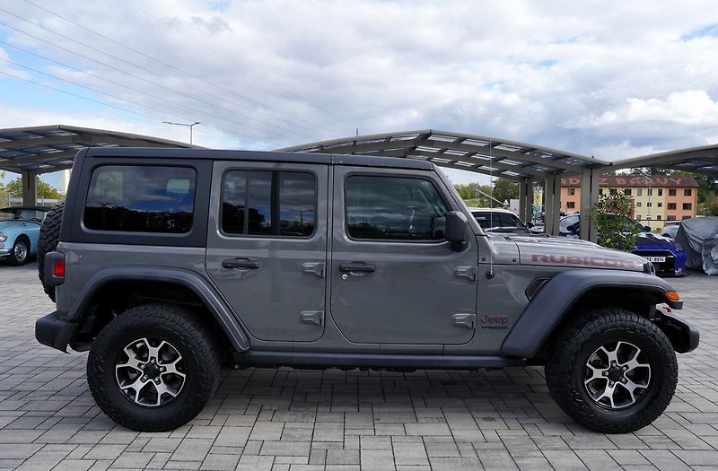 Jeep Wrangler 3.6i V6/Rubicon/4x4/AT - fotka 7 z 53