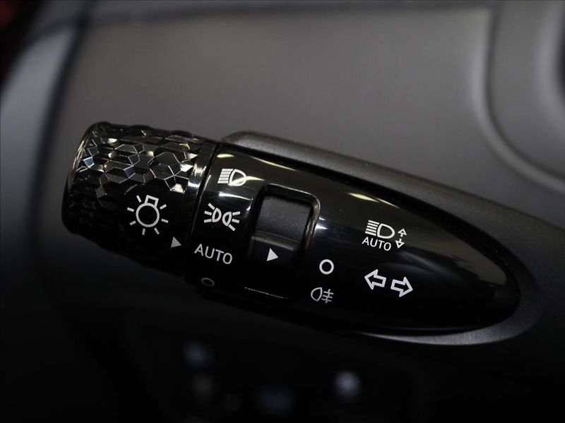 Hyundai Tucson 1,6 HEV 169kW N-Line Premium - fotka 18 z 25